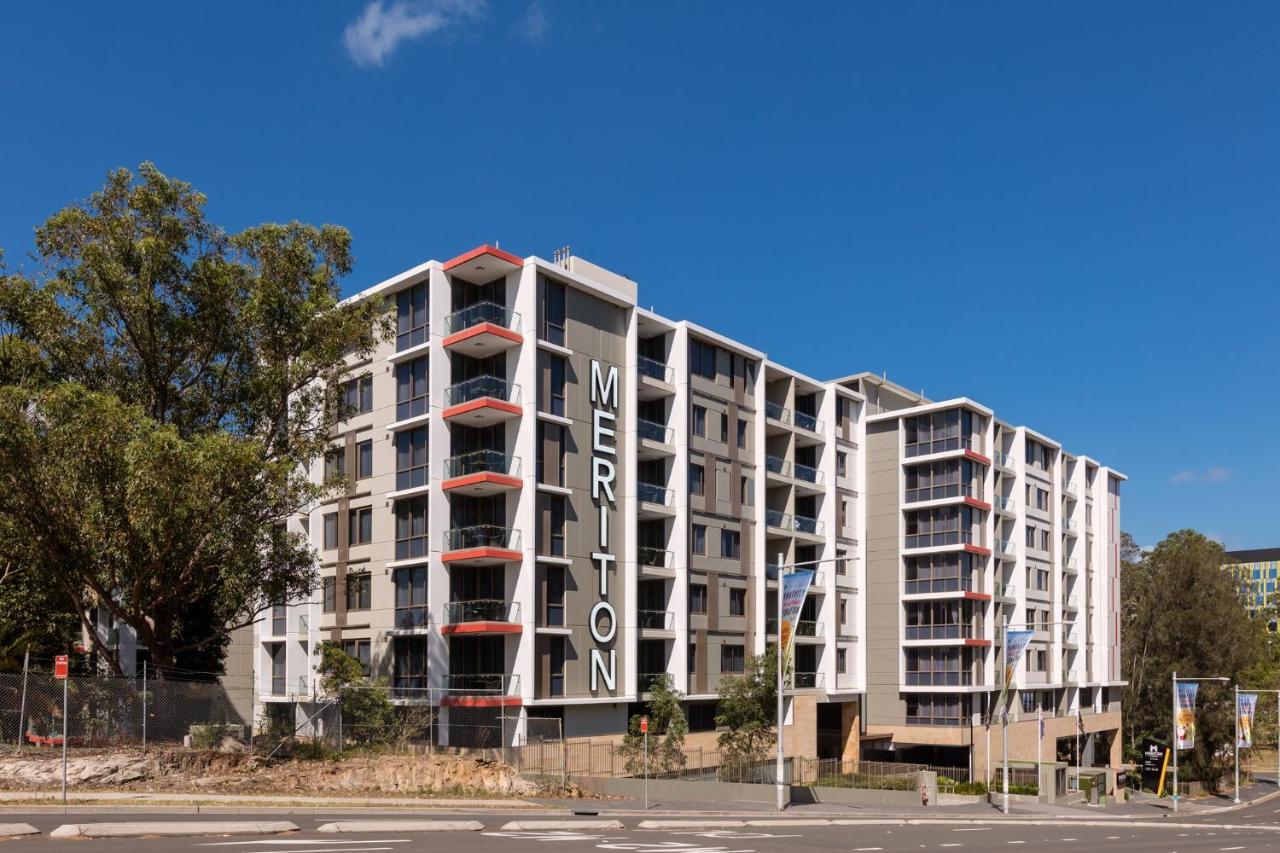 Meriton Suites North Ryde Sydney Exterior foto The apartment building, 2015